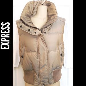 New! Express Tan Full Zip Puffer Vest Size Large